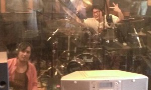 先日当スタジオでレコーディングを行った、5人組ポップロックバンドllenChrome
